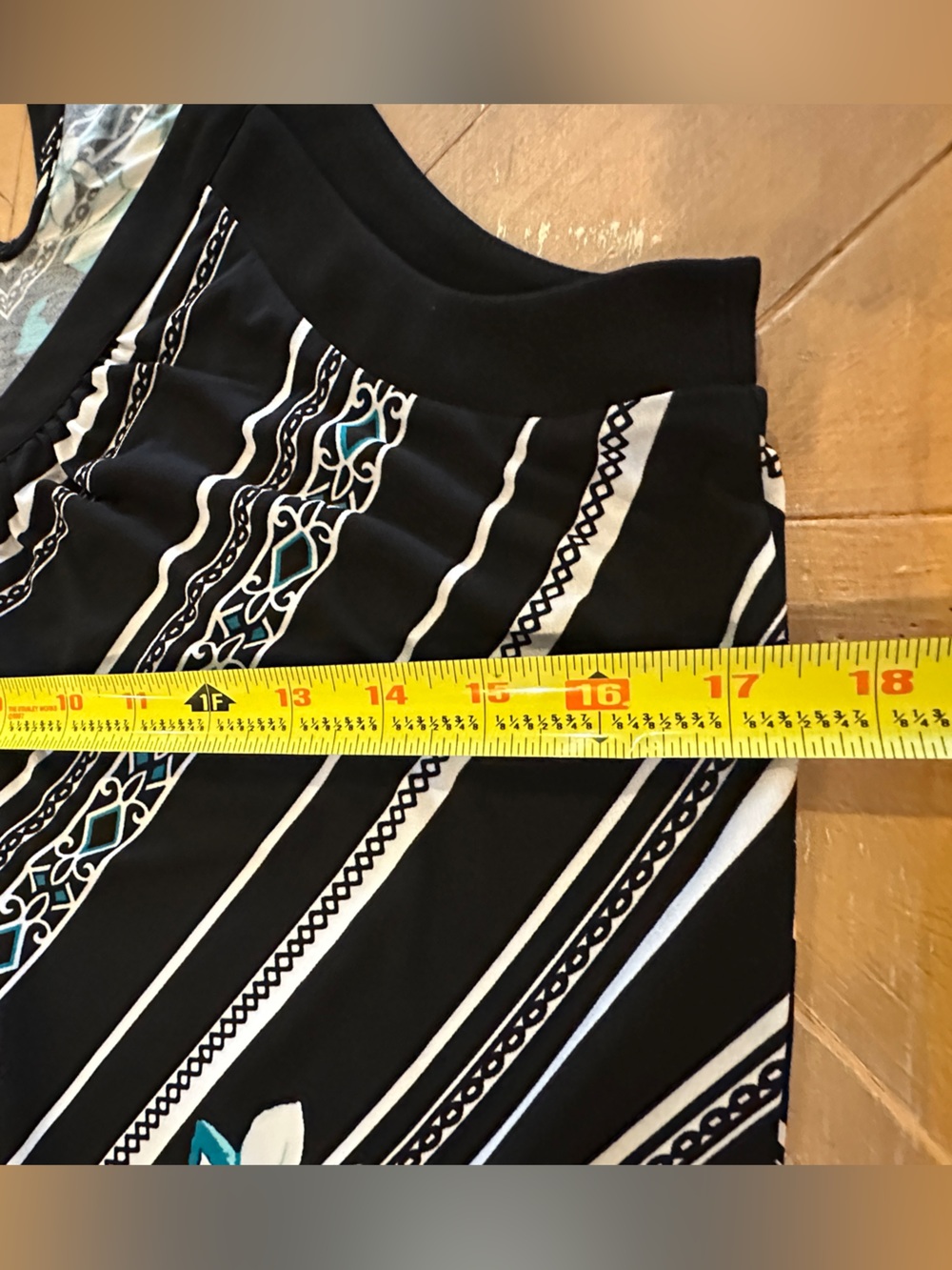 WHBM Floral Halter Top Black Teal Medium - Picture 6 of 9
